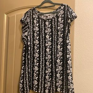 LOFT 22 flutter sleeve mixed media top